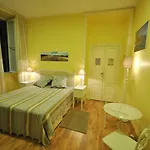 Bed & Breakfast Domus Ripetta 3*